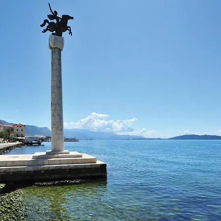 In Kastel Novi With Wifi * Kaštela